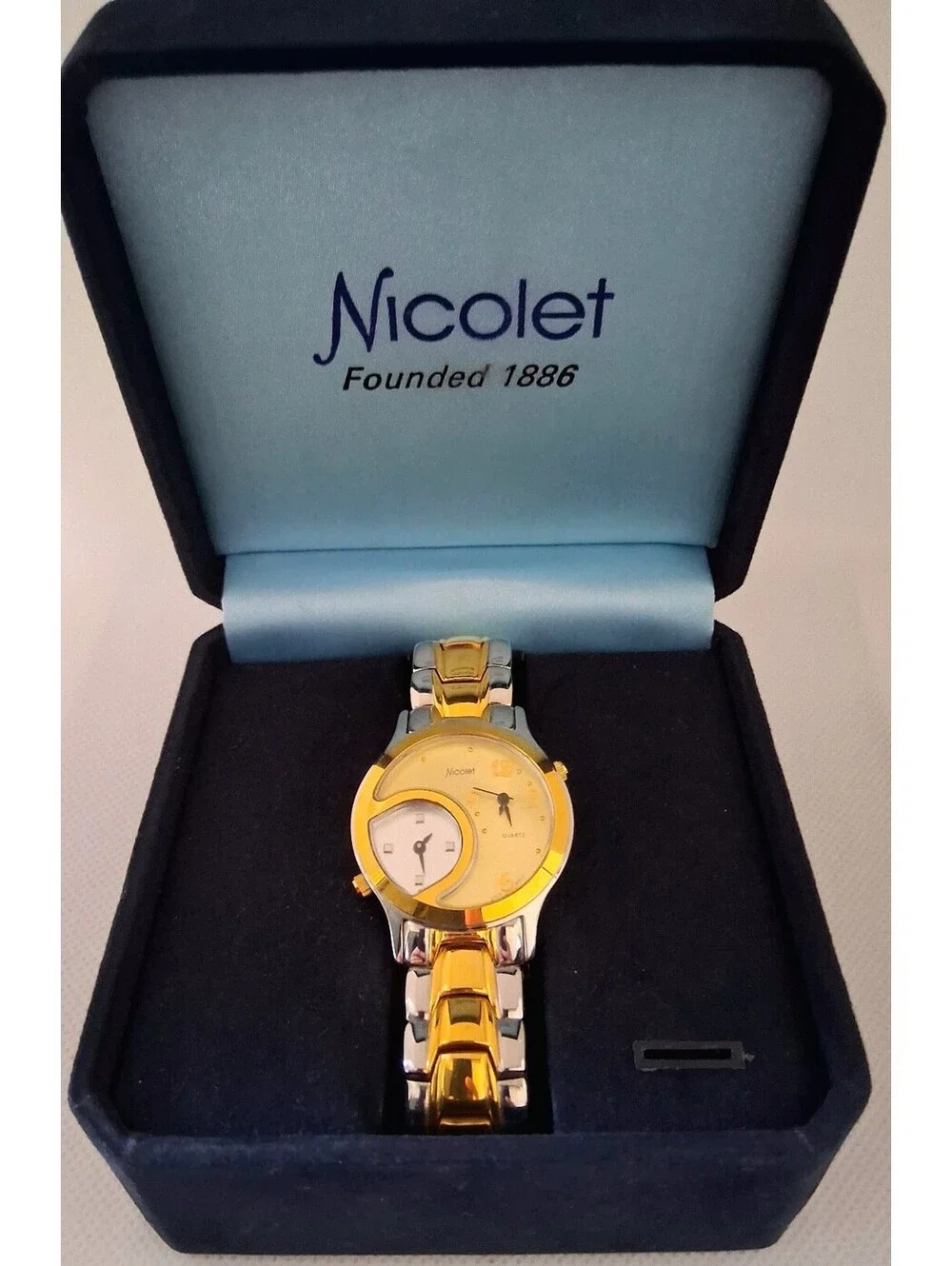 RARE Vintage Nicolet NC1070 Two Tone Dual Time Quartz Men's Swiss Watch